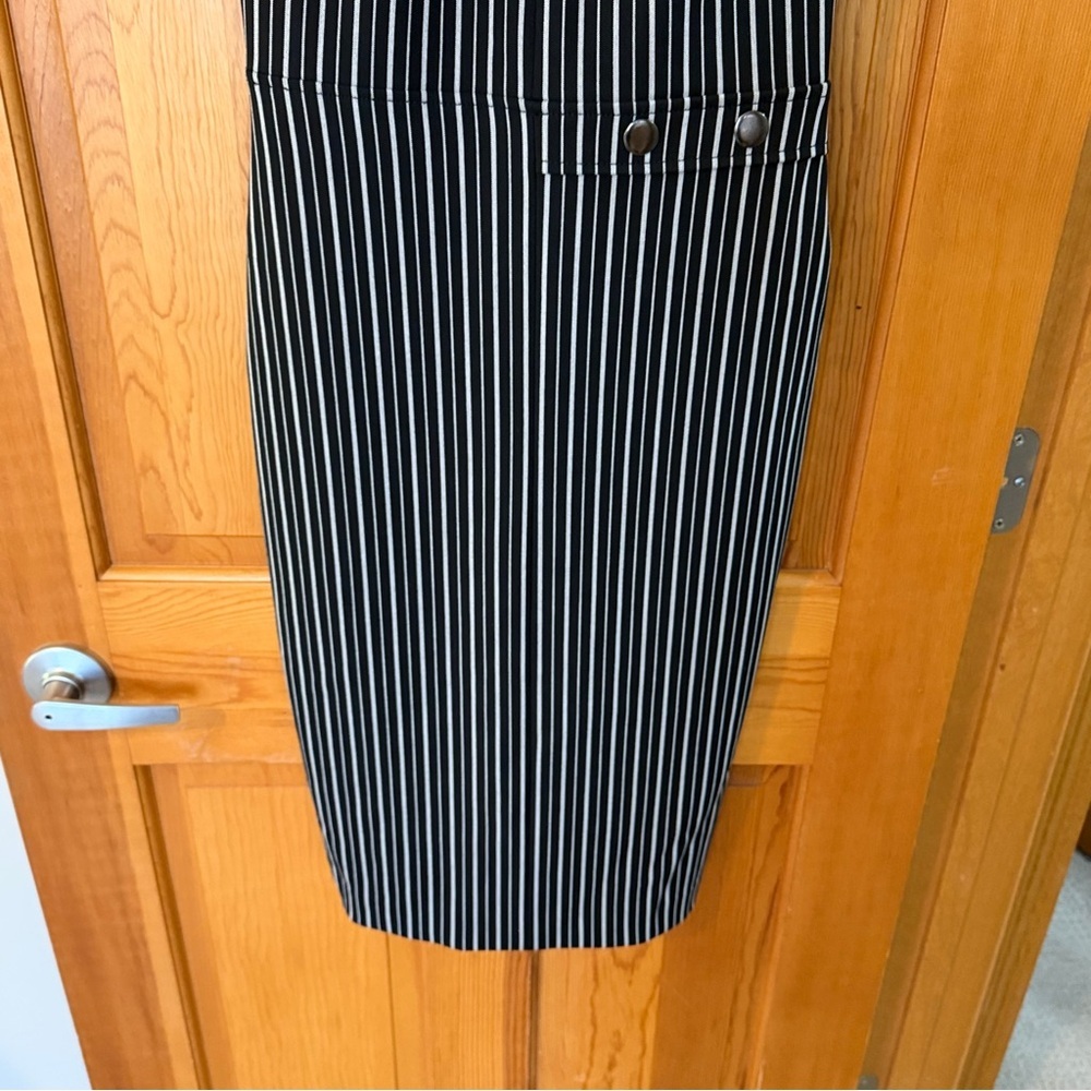 Banana Republic Career Midi Dress Sz 0 Stretch Stripe Short Sleeve Black NEW - Picture 3 of 8